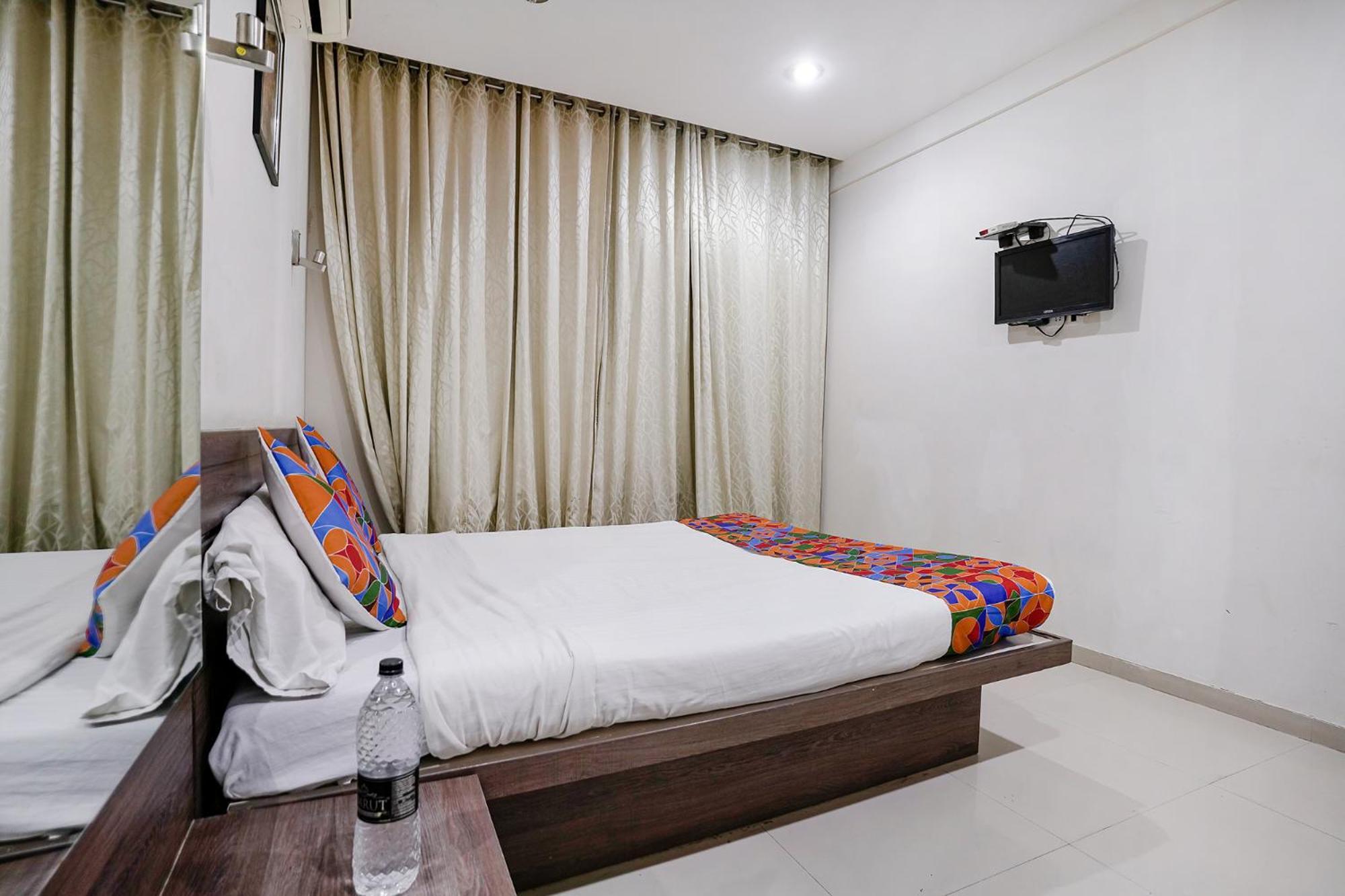 Fabhotel Sai Sakha Ширди Екстериор снимка
